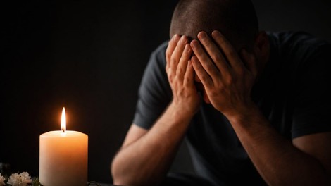 moški žalost
