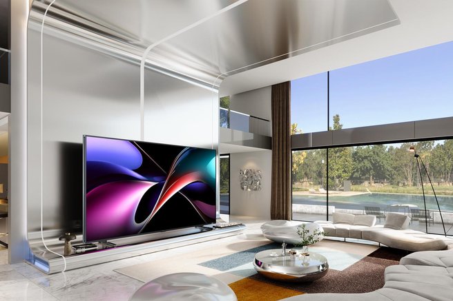 To je 116-palčni televizor Hisense, ki spreminja pravila domače zabave