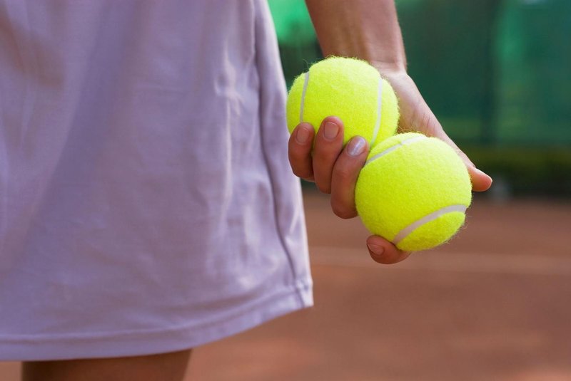 Kako dolgo boste živeli? Preprost test s teniško žogico, ki razkrije vaše zdravje