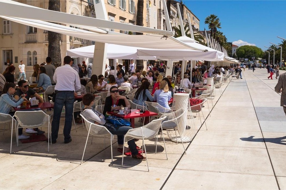 "Borili se bomo za vsakega gosta!" Obupani Hrvati izgubljajo turiste, najslabše je tukaj (foto: Profimedia)