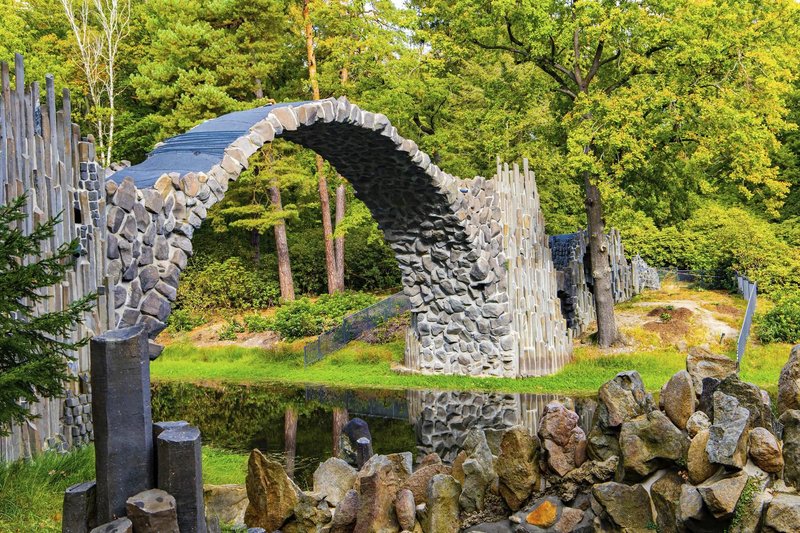 Hudicev most Rakotzbrücke Nemcija