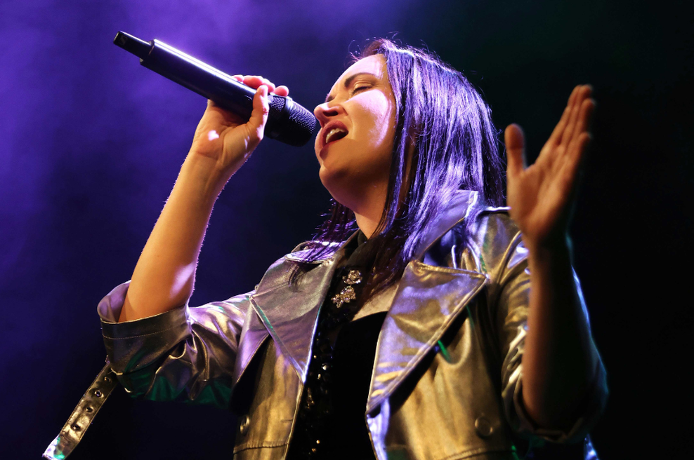 Tinkara Kovač se vrača na oder, kjer je pisala svojo koncertno zgodbo (foto: Jadran Rusjan)