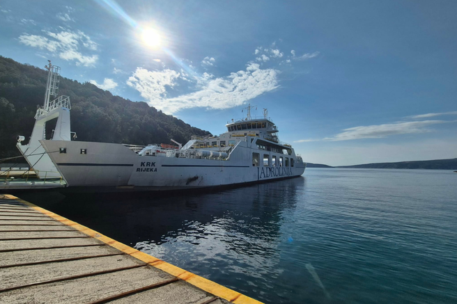jadrolinija hrvasko morje jadran prenova denar investicija milijoni evri