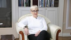 
                                                         Nataša Pirc Musar podkast Sergej Golubović