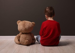 3 družinske rane, ki se prenašajo generacijsko - nekaterih ne reši niti terapija