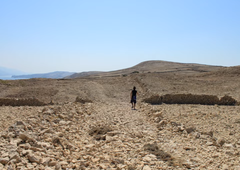 Nenavaden trikotnik, odkrit na jadranskem otoku: obstaja več teorij, a nič ni dokazano
