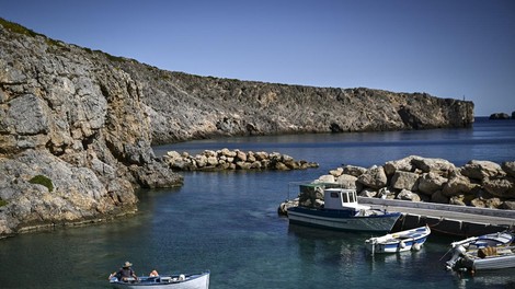 Antikitera grcija turizem raj idila morje voda zivljenje ponudba