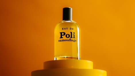 Poli predstavlja užitno dišavo Poli Eau de Camouflage