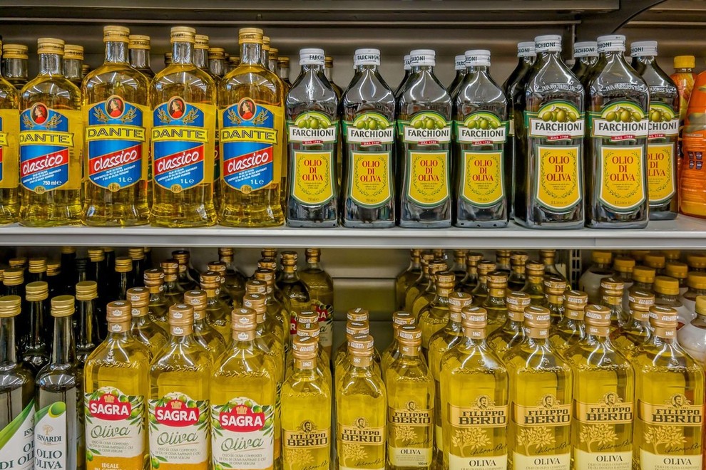 olivno olje tezava napaka kuhanje temperatura ponev uporaba slovenija zdravje jetra