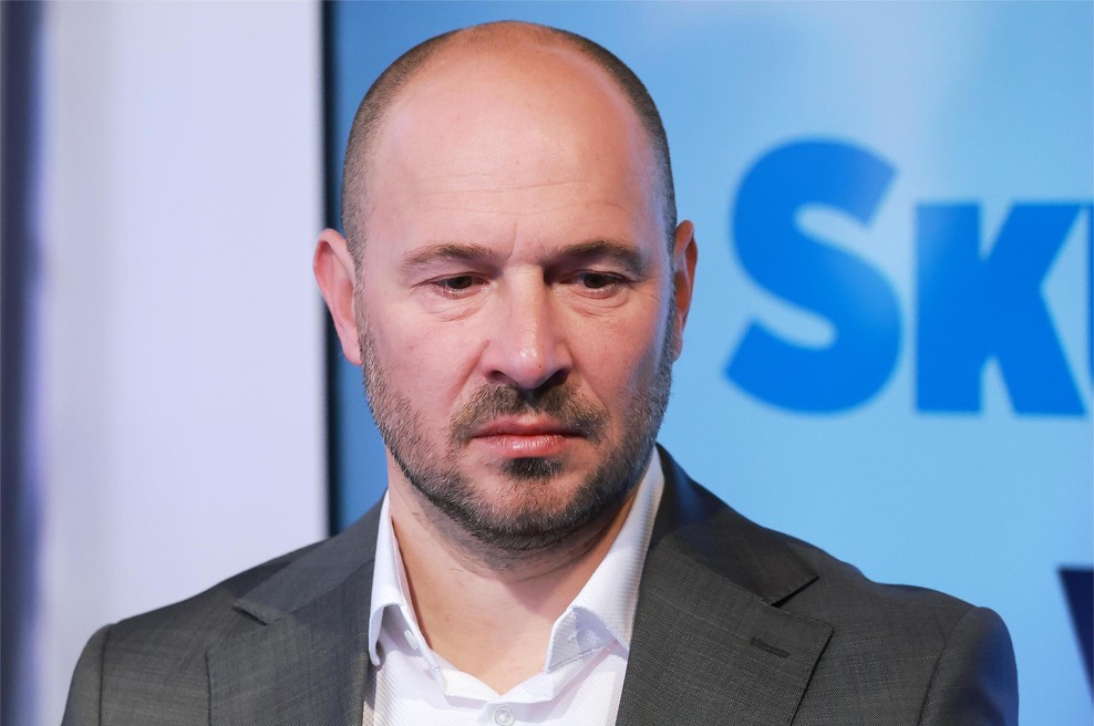 "Postal je tako ošaben in nadut!" Jernej Vrtovec razburil priljubljeno županjo, takšne besede mu je namenila (foto: Bobo)