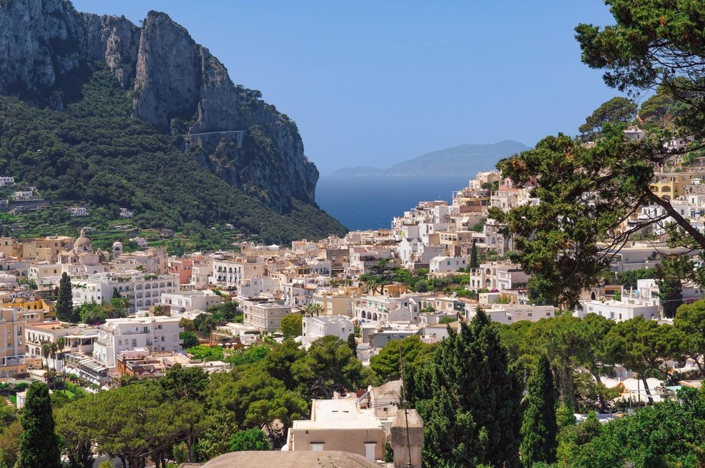 Turisti dušijo enega najlepših otokov v Evropi: oblastem je prekipelo, uvajajo nove ukrepe (foto: Profimedia)