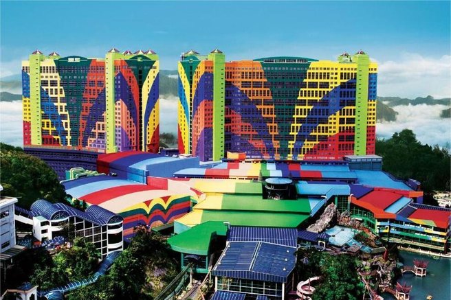 Česa takega svet še ni videl: tako izgleda največji hotel na svetu, ki je postal pravi fenomen (FOTO)