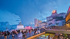 Česa takega svet še ni videl: tako izgleda največji hotel na svetu, ki je postal pravi fenomen (FOTO)