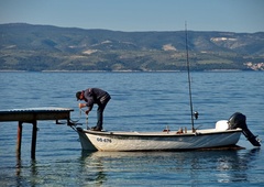 Ribiči na Jadranu na robu obupa: Zdaj celo grozijo, da bodo njihovi čolni ostali v pristaniščih, za vse je kriva ta odločitev