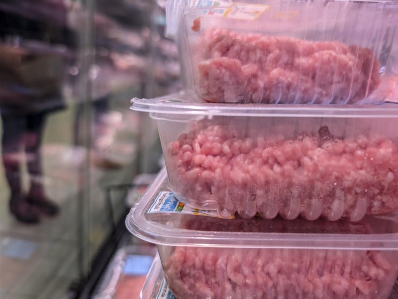 meso mleto meso zdravje mesar skrivnost bele lise trgovina nakup nasvet