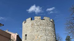 
                                                         Ajdovscina rimski stolp