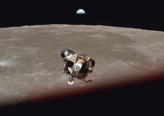 Srhljivo: na fotografiji agencije NASA se skriva nekaj, kar lahko opazi samo pozorno oko