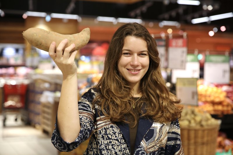 Ema Cindro Kostelec, dr. med., pravi, da hormonsko nihanje v perimenopavzi ni nekaj, kar bi ženske morale tiho pretrpeti