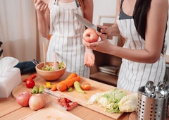 Ta solata bo vaše črevesje pognala kot Ferrarijev turbo pogon: jejte jo 3 dni in obisk WC-ja ne bo več težava