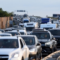 hrvaska avtocesta cestnina promet gnece denar turizem dopust slovenija kaos