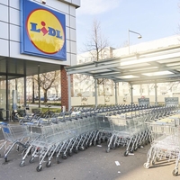 lidl trgovina pub gostilna alkohol severna irska belfast zakon sodisce