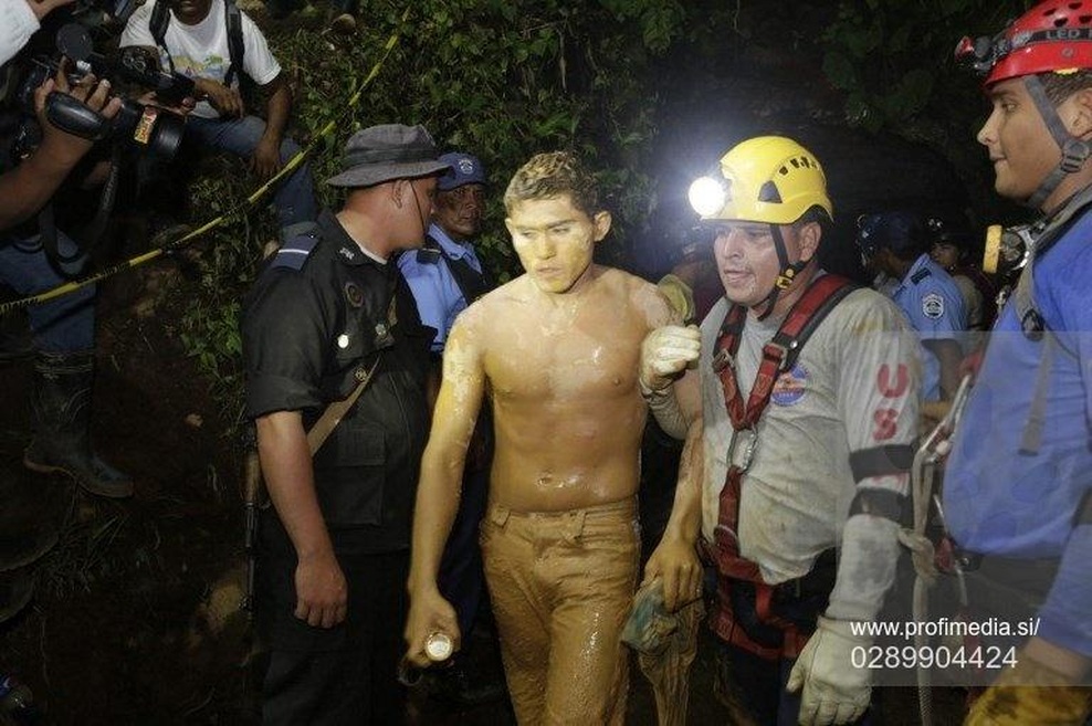 Čudež v Mehiki: rudar preživel dva tedna po zasutju, nazadnje so ga rešili potapljači (foto: profimedia)