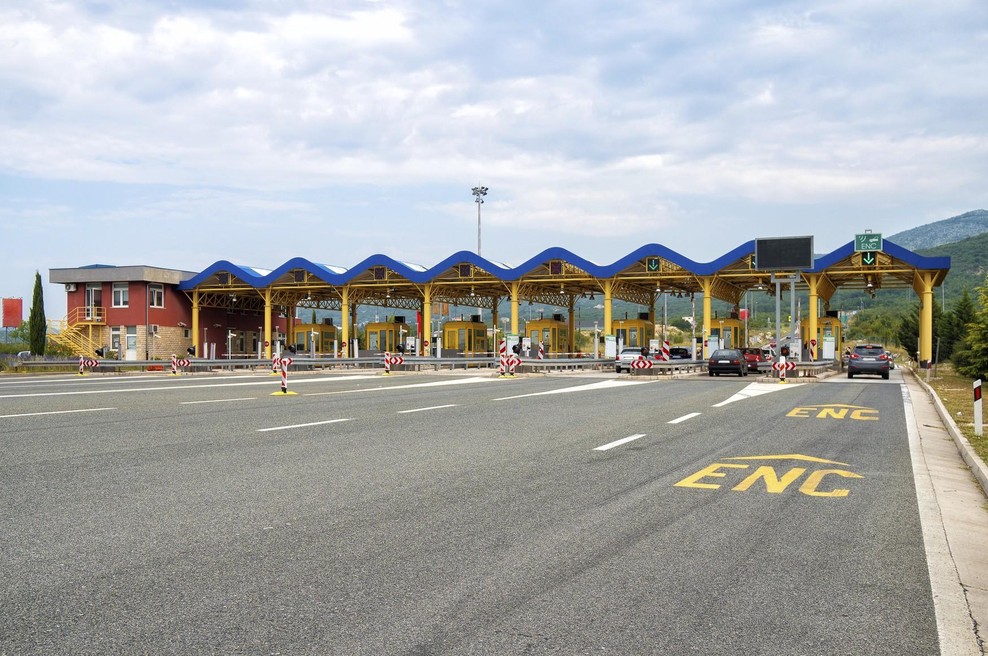 Pot na morje nikoli več ne bo ista: pri južnih sosedih bo na cestah začel delovati nov sistem (foto: Profimedia)