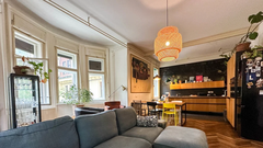 Je vredno svojega denarja? Tako izgleda stanovanje v centru Ljubljane, ki se prodaja za skoraj milijon evrov (FOTO)