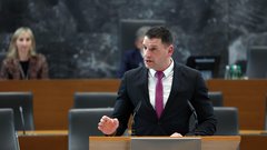 zoran stevanovic predsednik drzavni zbor slovenija politika kritika (4)