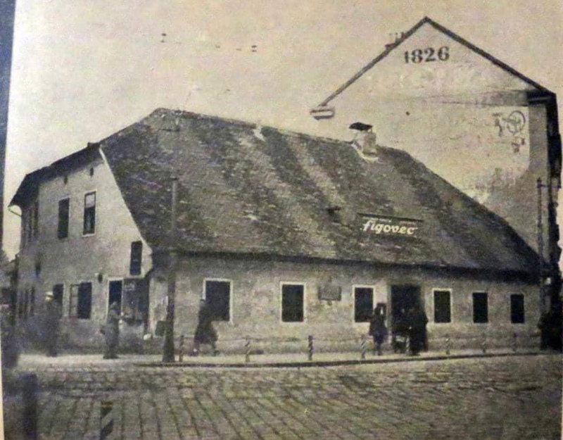 Slovenska Hisa Figovec stara fotografija