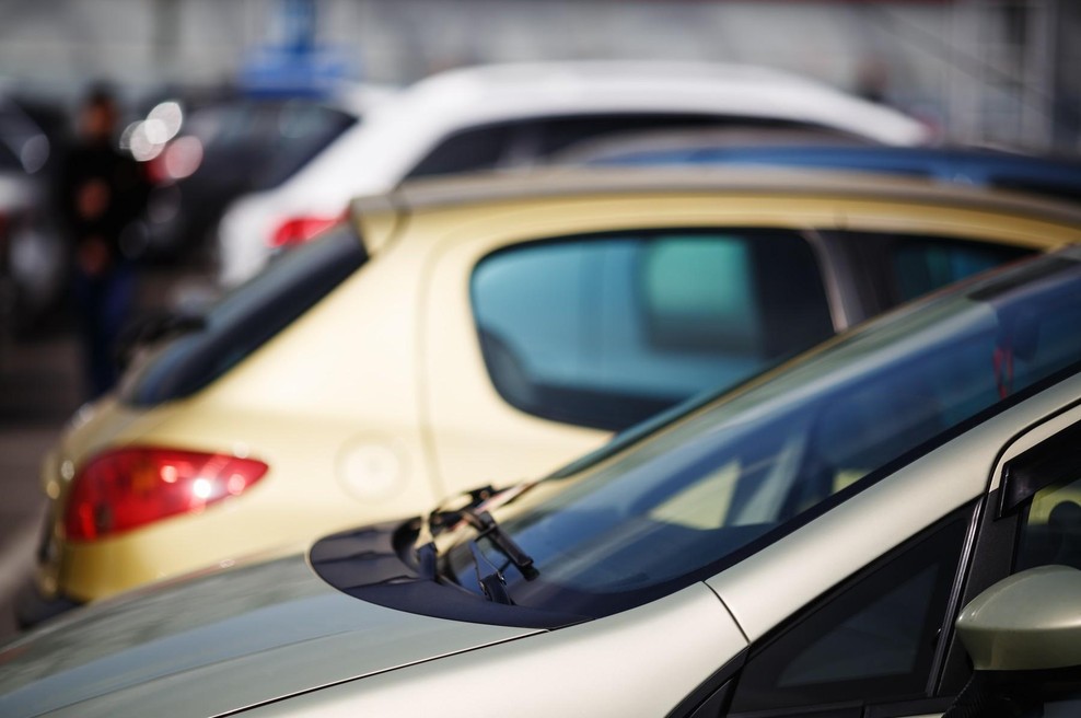 Japonski državljan aretiran, ker je parkiral avto in nanj 'pozabil' za 6 let: Kaj menite, koliko bo moral plačati? (foto: profimedia)