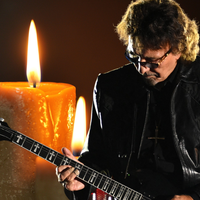 sveča, Tony Iommi
