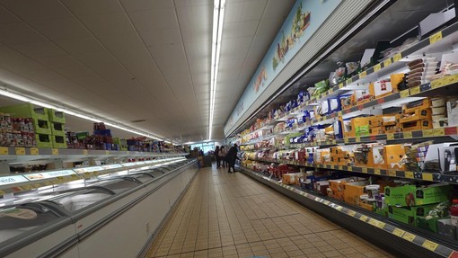 2 priljubljeni živili kot buldožer uničujeta vaše srce: številni se vsakodnevno mastijo z njima