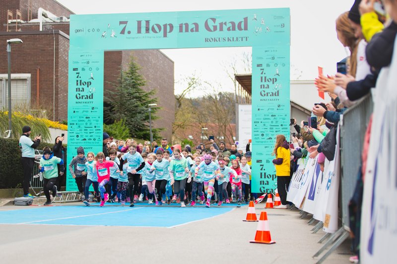 Tečemo za male borce: pridružite se 8. Rokusovemu Hop na Grad