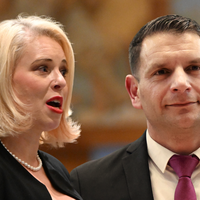 Urška Klakočar Zupančič, Zoran Stevanović