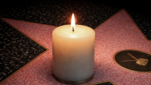 Umrl legendarni televizijski ustvarjalec, ki je ustvaril izjemno priljubljeno TV serijo