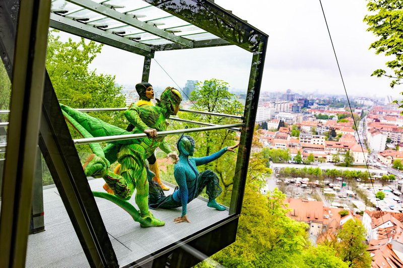 Cirque du Soleil cirkus akrobati Ljubljana vzpenjaca