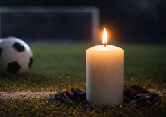 Umrl nekdanji nogometni reprezentant: nenadoma se je zgrudil na igrišču