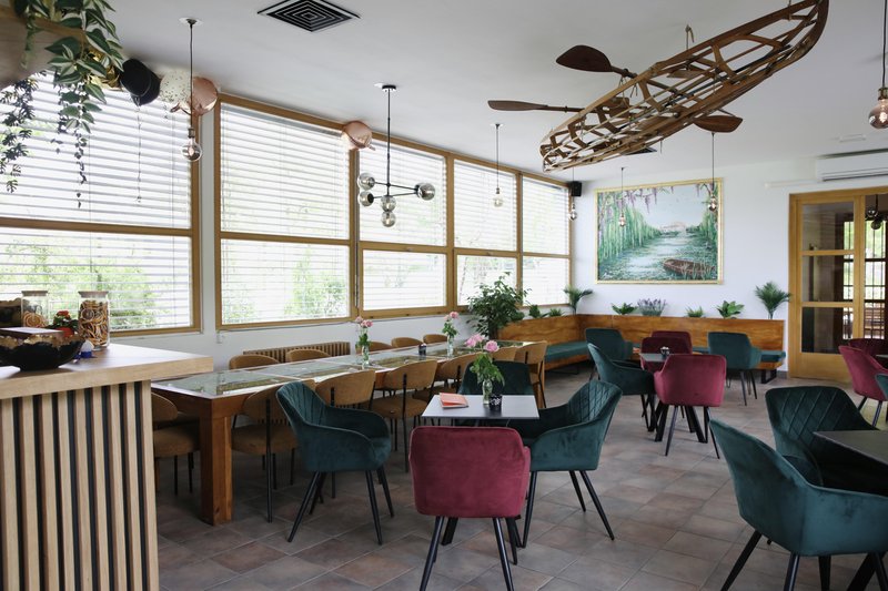 Colnarna Tivoli lokal notranjost