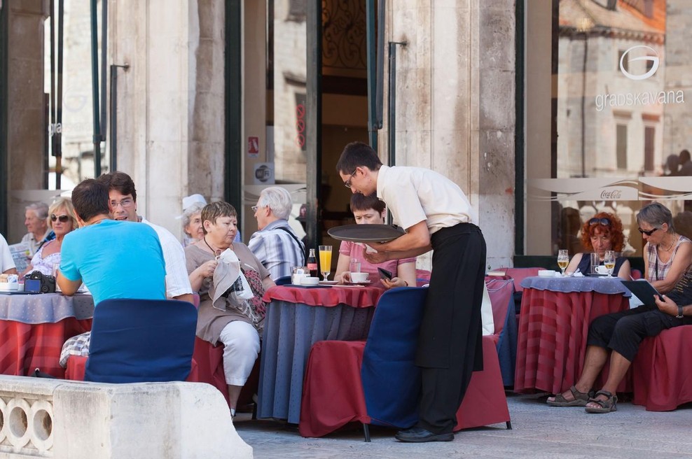 "To se dogaja že tretje leto zapored!" Obupani Hrvati iščejo rešitve, težav je vse več (foto: Profimedia)