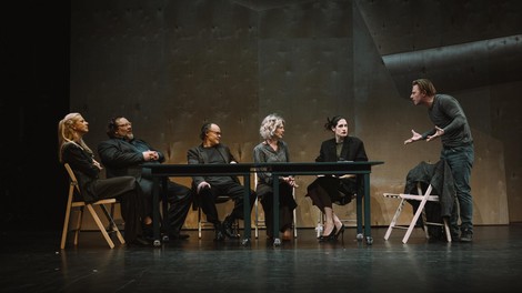 predstava Buržoazija MGL