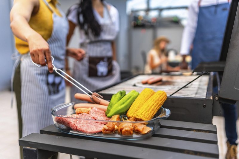 Plinski žar je že postal nepogrešljiv del sodobnih gospodinjstev (in zdaj je sezona, ko ga morate imeti!)