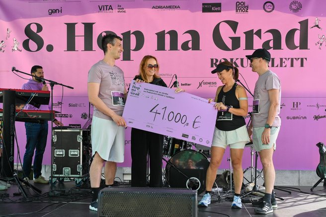 Na rekordnem 8. Rokusovem Hopu na Grad zbrali kar 41.000 evrov za dober namen