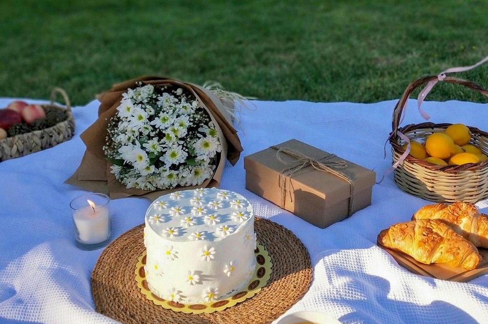 Pomladna in poletna praznovanja mladih: ideje za rojstne dneve, darila in doživetja od otrok do mladih odraslih (foto: Doseg.si)
