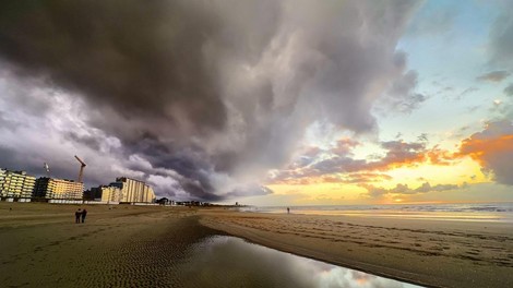 Stad Nieuwpoort topovske krogle arheologija zgodovina odkritje vojska vojna orozje preteklost clovestvo
