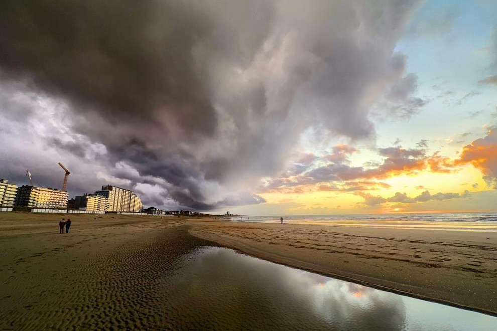 Stad Nieuwpoort topovske krogle arheologija zgodovina odkritje vojska vojna orozje preteklost clovestvo