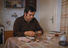 V Jugoslaviji je bilo to strogo prepovedano: navada, ki jo nevede počne marsikdo, kriva za pomanjkanje denarja