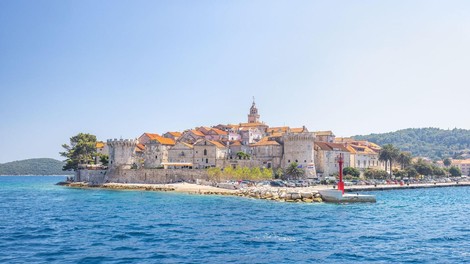 korcula jadran jadransko morje deponija narava dela stroji komunala odgovorni molk hrvaska