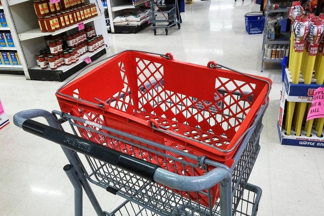 nakupovalna kosarica trgovina nakup odpoklic izdelek soncenje otroci dojencki slovenija potrosnistvo