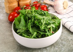 To se zgodi z vašim telesom, če vsak dan jeste solato